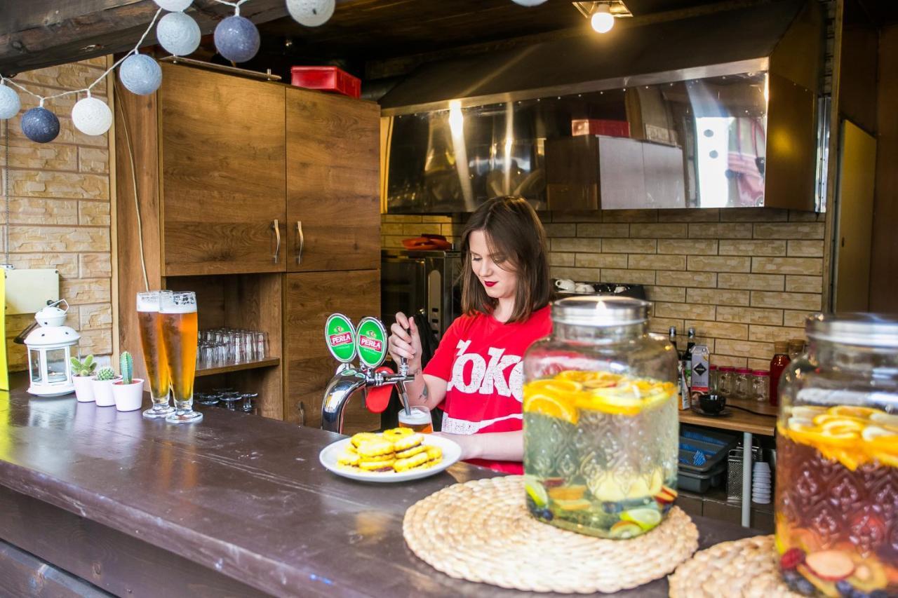 Let'S Rock Party Hostel! Age Limit From 18 Until 40! Krakow Bagian luar foto