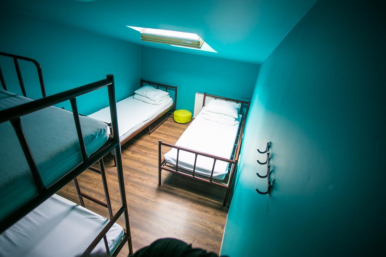 Let'S Rock Party Hostel! Age Limit From 18 Until 40! Krakow Bagian luar foto